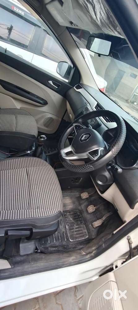 Renault Triber Petrol 17000 Km Driven Very Good Condison