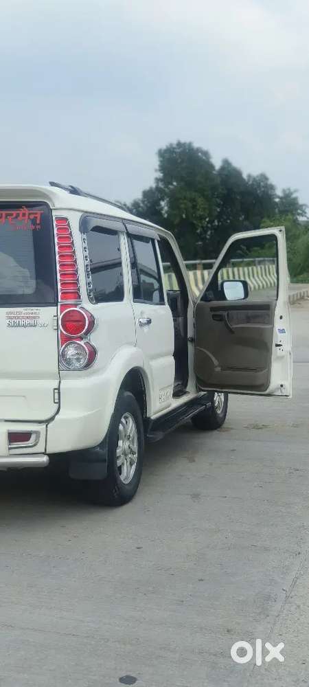 Mahindra Scorpio 2014 Diesel Vlx