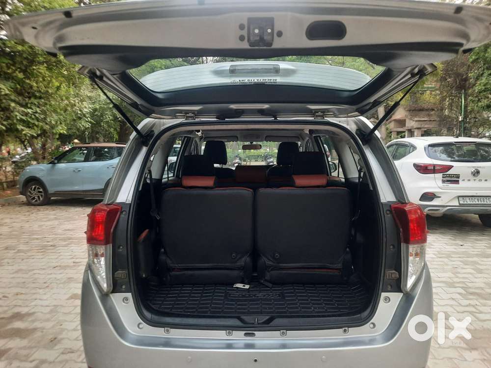 Toyota Innova Crysta 2.8 Gx At, 2017, Diesel