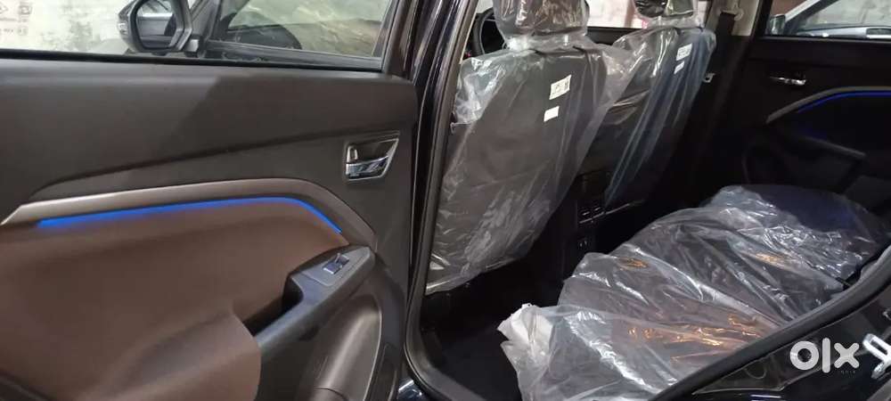 Maruti Brezza Zxi 2026