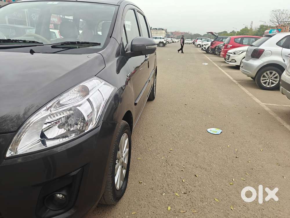 Maruti Suzuki Ertiga 2012-2015 Zxi, 2013, Petrol