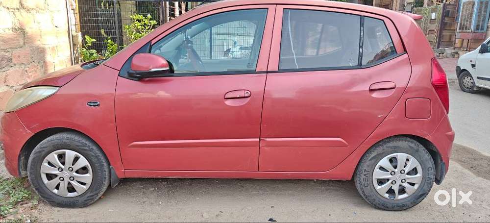 Hyundai I10 Sportz 2011