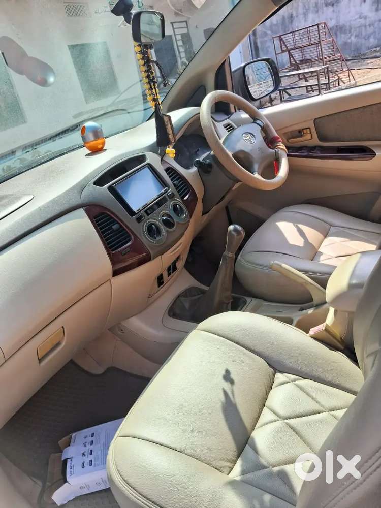 Toyota Innova 2006 Diesel Well Maintained