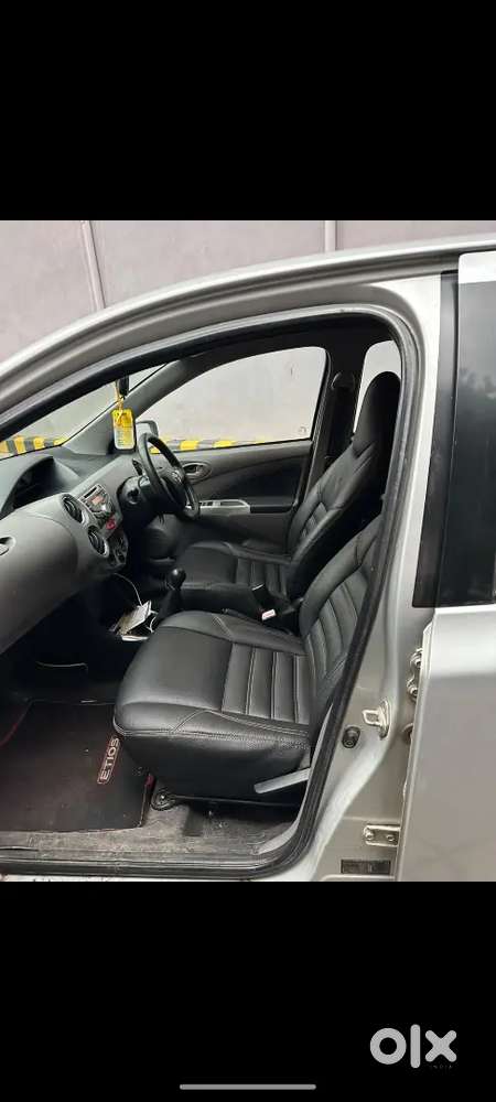 Toyota Etios Liva Vxd 2011