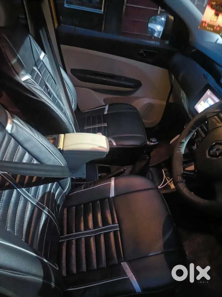 2nd Renault Triber 2020 Petrol Manual