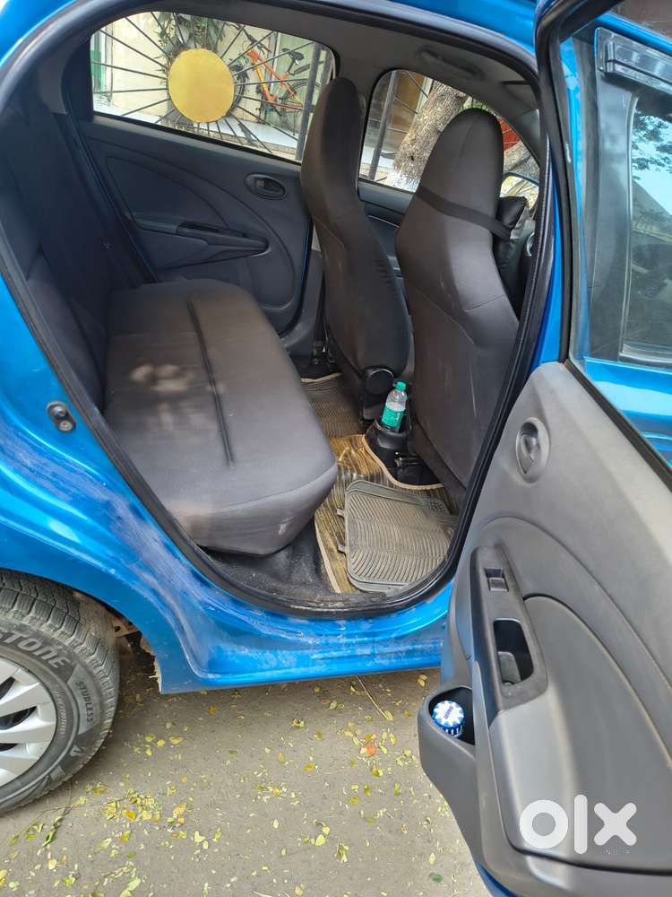 Toyota Etios Liva 2011-2012 G, 2012, Petrol