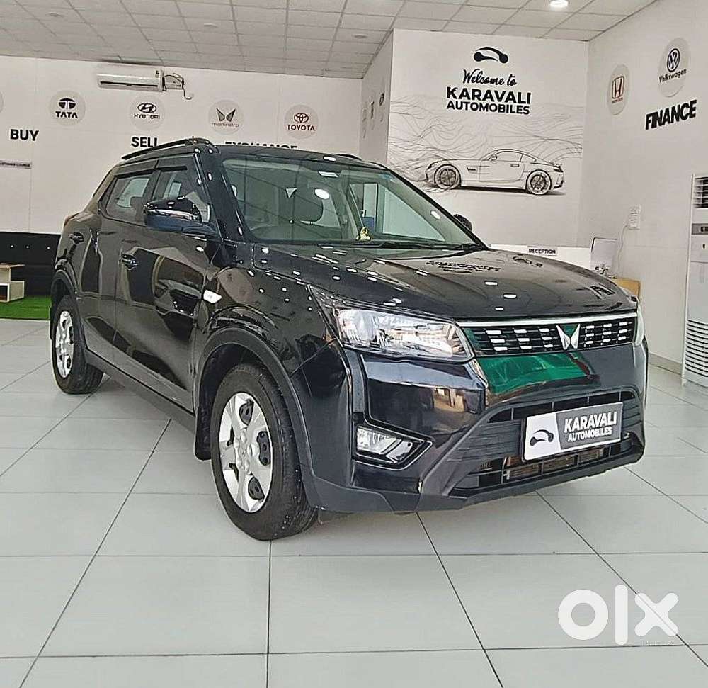 Mahindra Xuv300 W6, 2023, Petrol