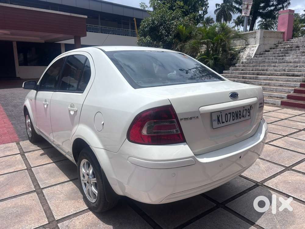 Ford Fiesta 1.5 Tdci 2010 Test Done