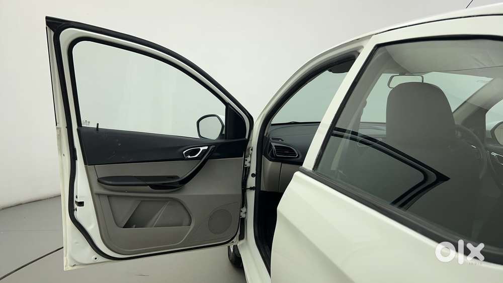 Tata Tiago Xz, 2018, Petrol
