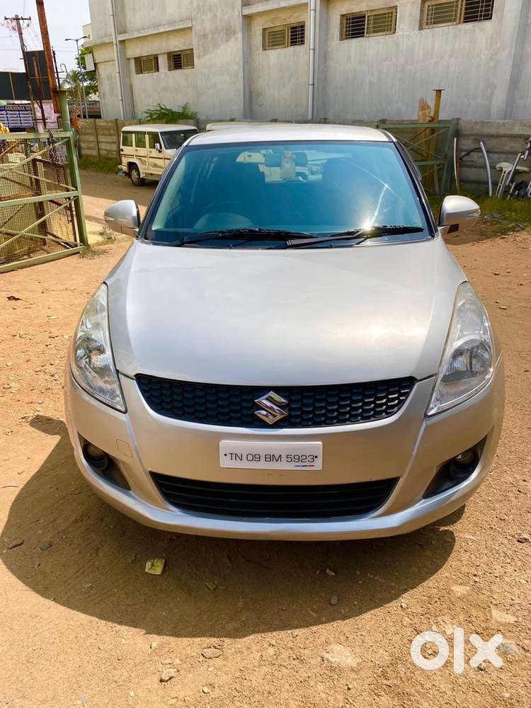 Maruti Suzuki Swift Vxi + Manual, 2012, Petrol