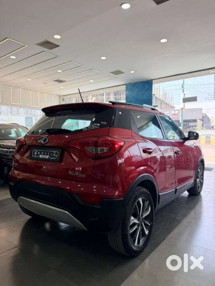 Mahindra Xuv300 W8 Amt Optional Diesel, 2020, Diesel