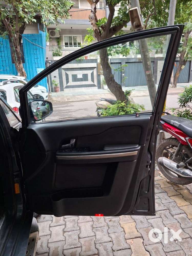 Tata Hexa, 2018, Diesel