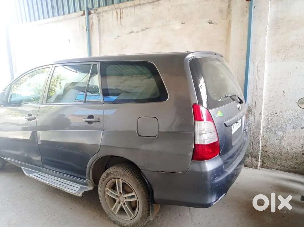 Toyota Innova 2013 Diesel Well Maintained