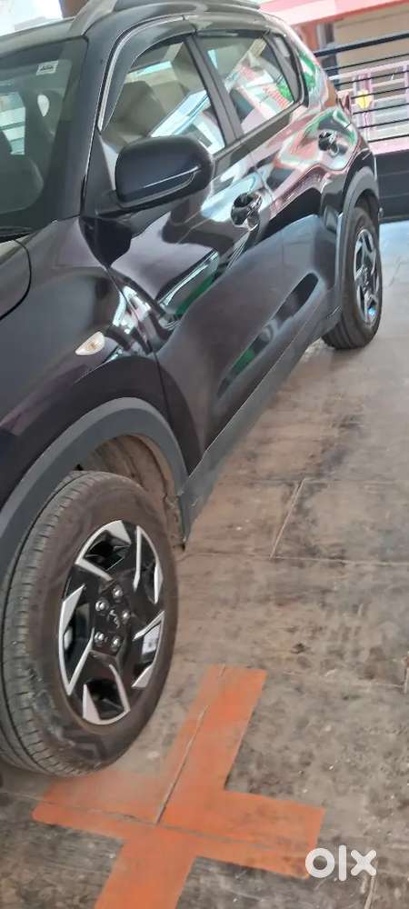 Kia Sonet 2024 Petrol 8500 Km Driven
