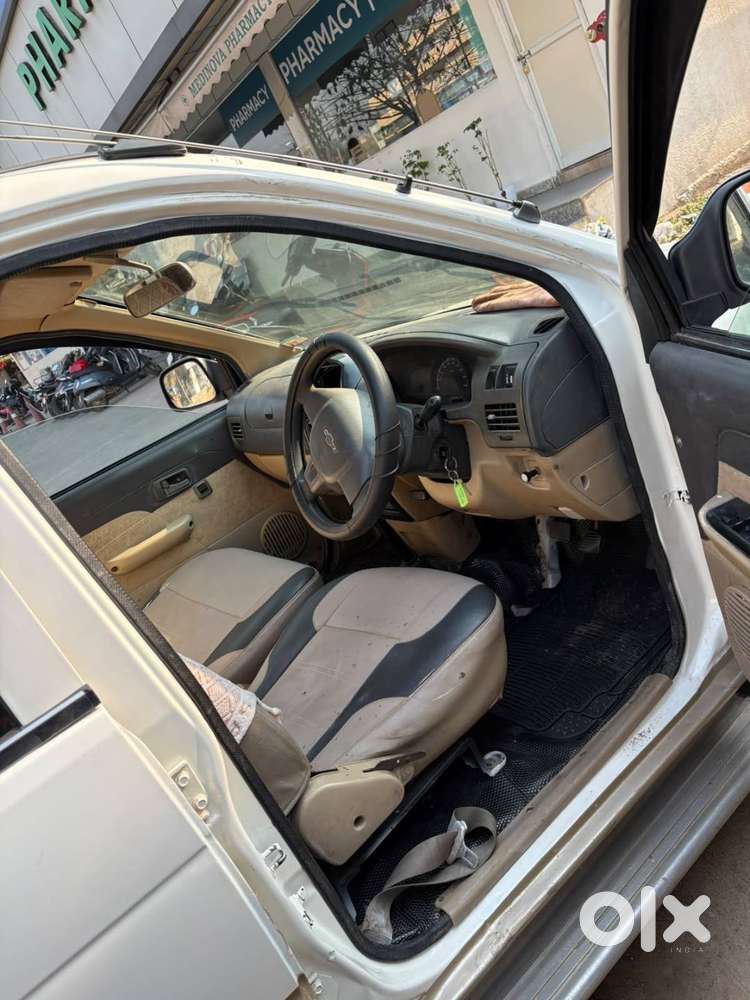 Chevrolet Tavera Neo 2014