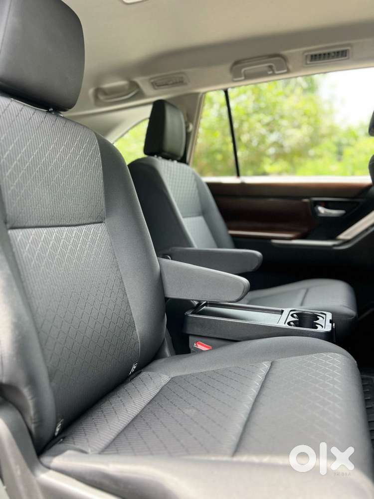 Toyota Innova Hycross 2.0 Gx 7 Str, 2024, Petrol