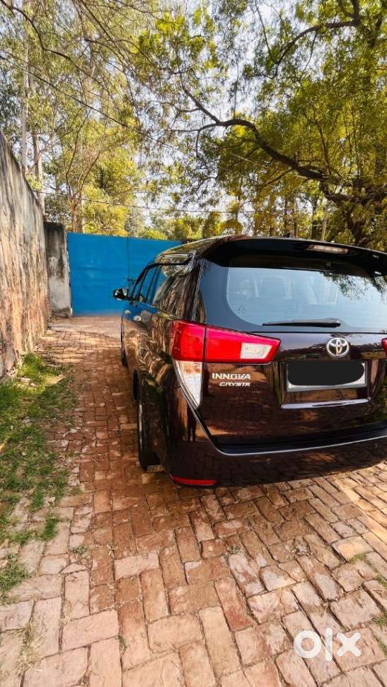 Toyota Innova Crysta 2.4 G Mt, 2018, Diesel