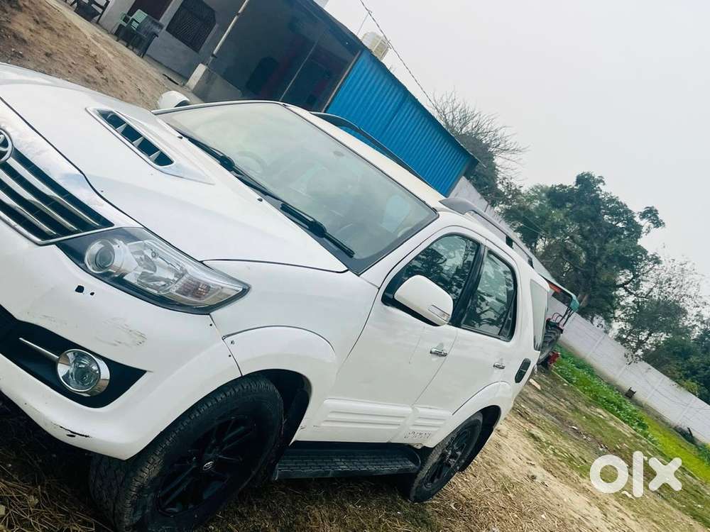 Toyota Fortuner Diesel 2015