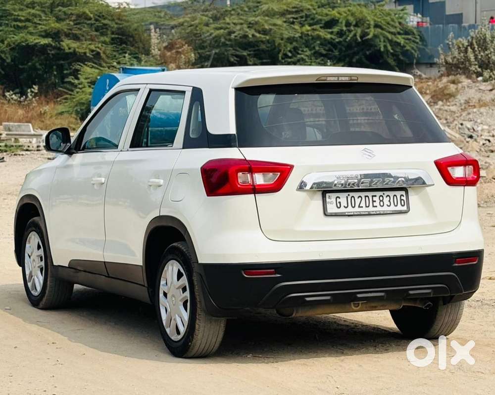 Maruti Suzuki Vitara Brezza 1.5 Lxi, 2020, Cng & Hybrids