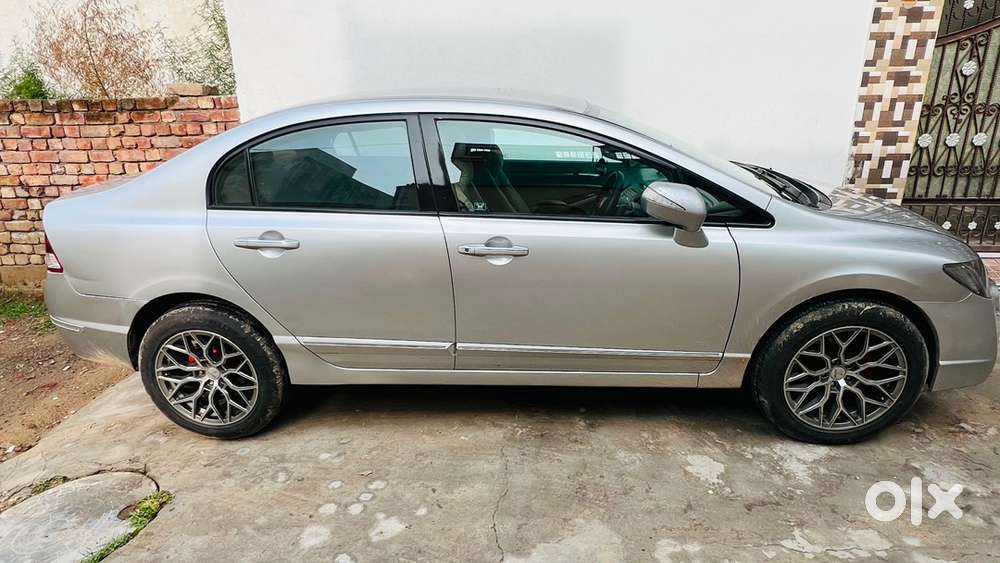 Honda Civic Hybrid 2012