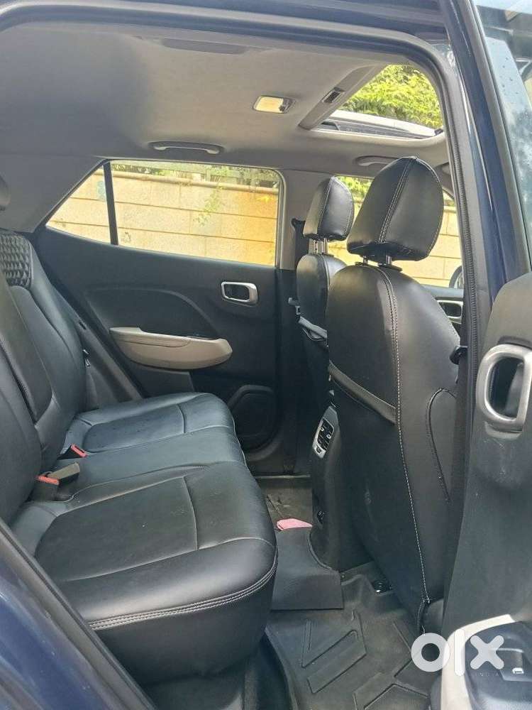 Hyundai Venue Sx (o) Mt 1.5 Diesel, 2022, Diesel