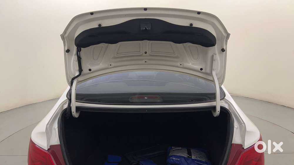 Hyundai Verna 1.6 Sx Vtvt, 2016, Petrol