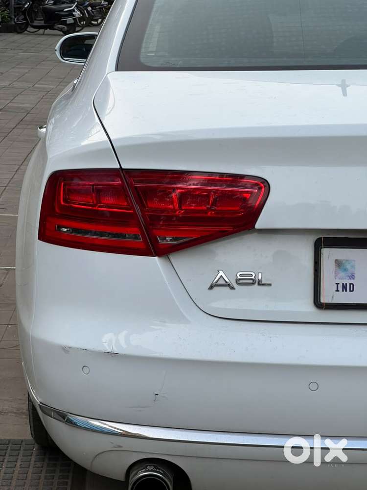 Audi A8, 2011, Petrol
