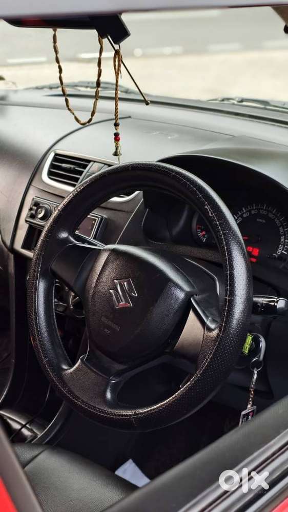 Maruti Suzuki Swift 1.2 Lxi (o), 2017, Petrol