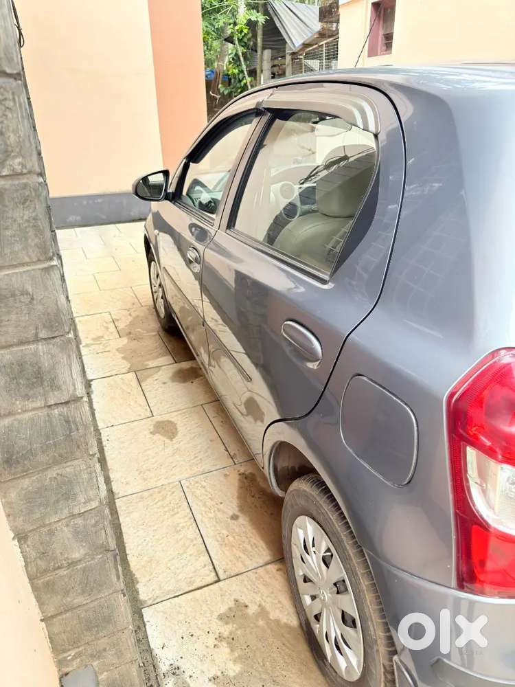 Toyota Etios Liva 2013 Petrol 120000 Km Driven
