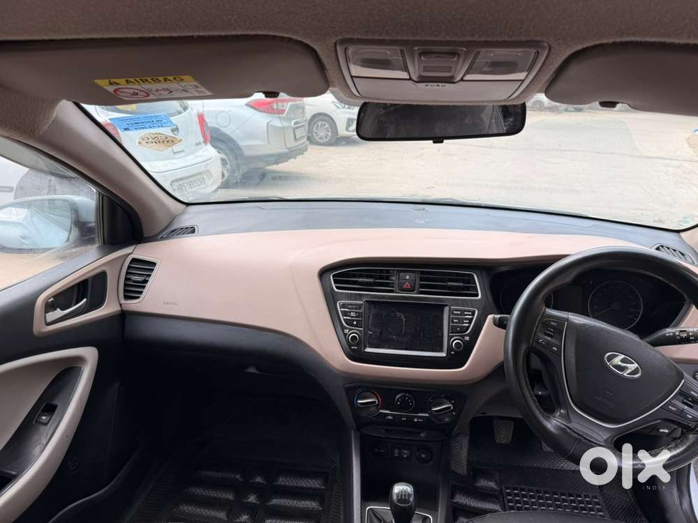 Hyundai Elite I20 2019 Model Sportz Cng On Paper 100% Loan Available