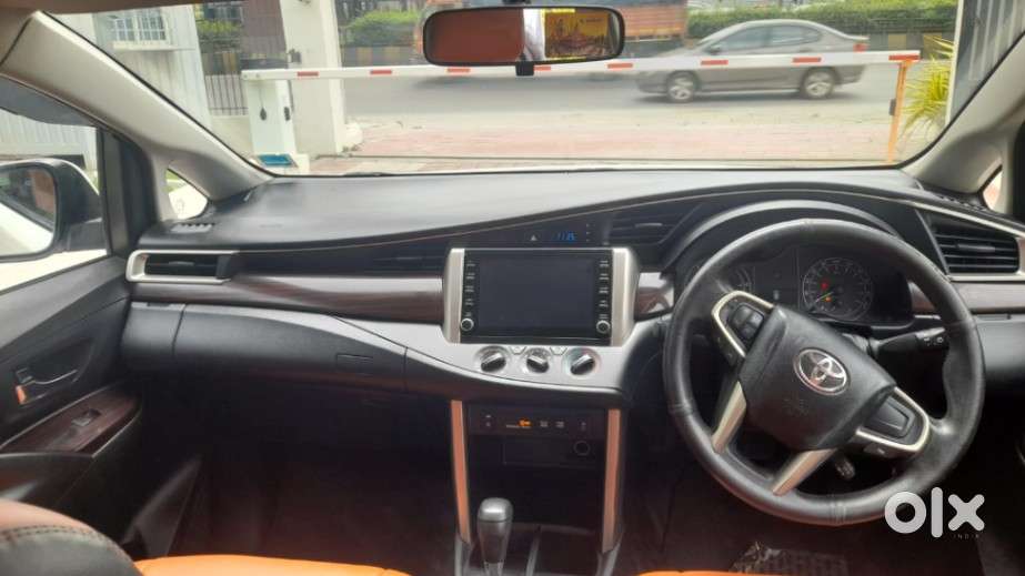 Toyota Innova Crysta 2.4 Gx Limited Edition At 7 Str, 2021, Diesel