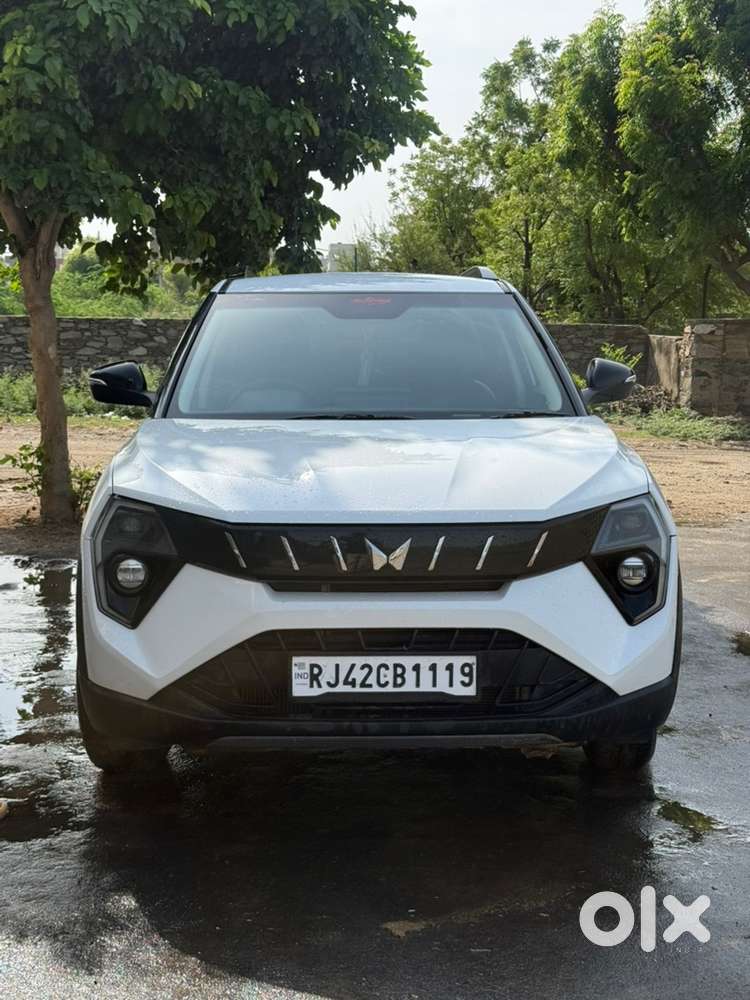 Mahindra Xuv 3xo 2024 Petrol 60222 Km Driven