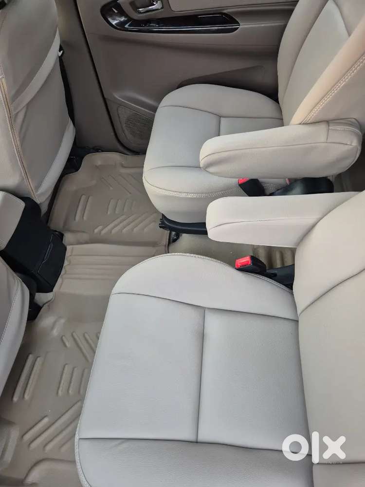 Toyota Innova 2.5 7 Seater 2015