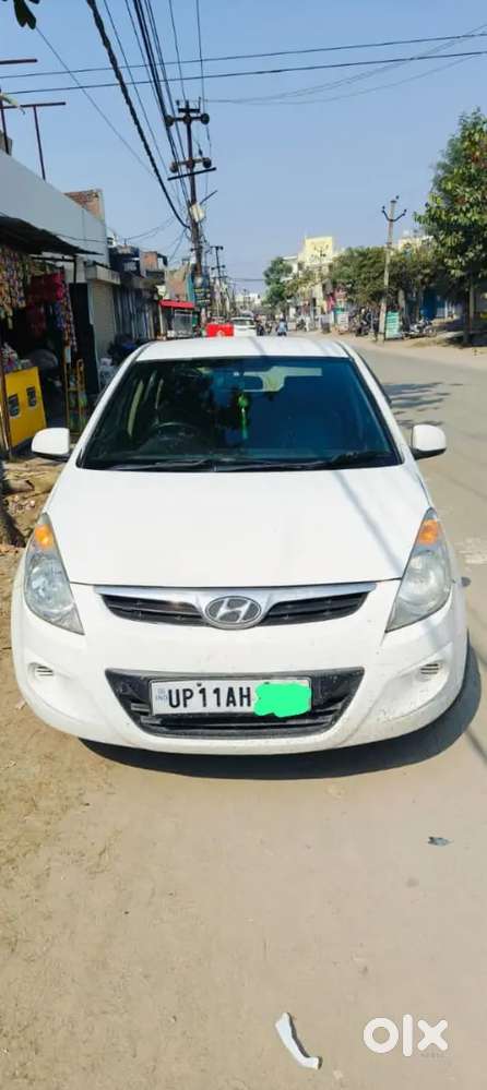 Hyundai I20 2012 Diesel 122000 Km Driven