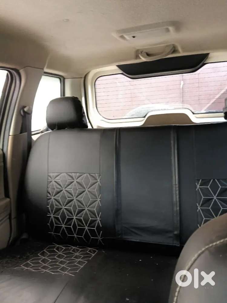 Mahindra Tuv 300 2018