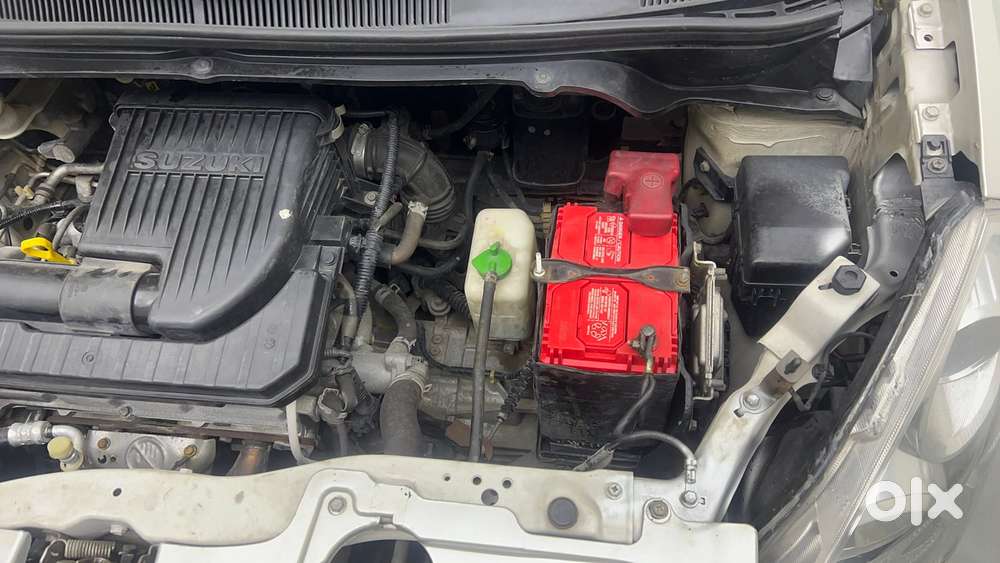 Maruti Suzuki Ritz Lxi, 2013, Petrol