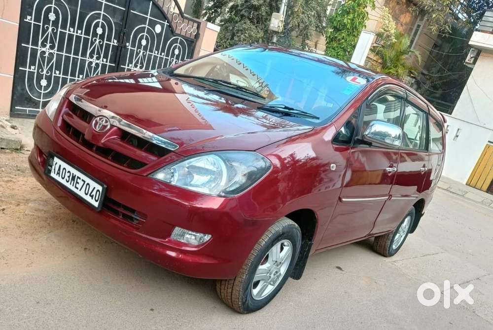 Toyota Innova 2.0 V, 2005, Petrol