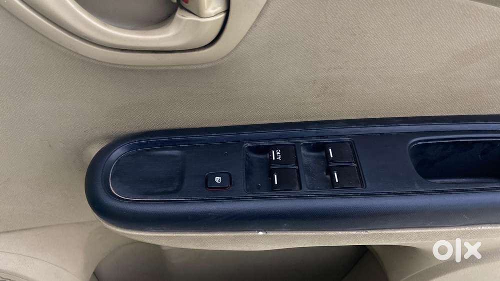 Honda Amaze E I-vtech, 2016, Petrol