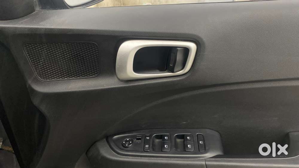 Hyundai Venue S, 2019, Petrol