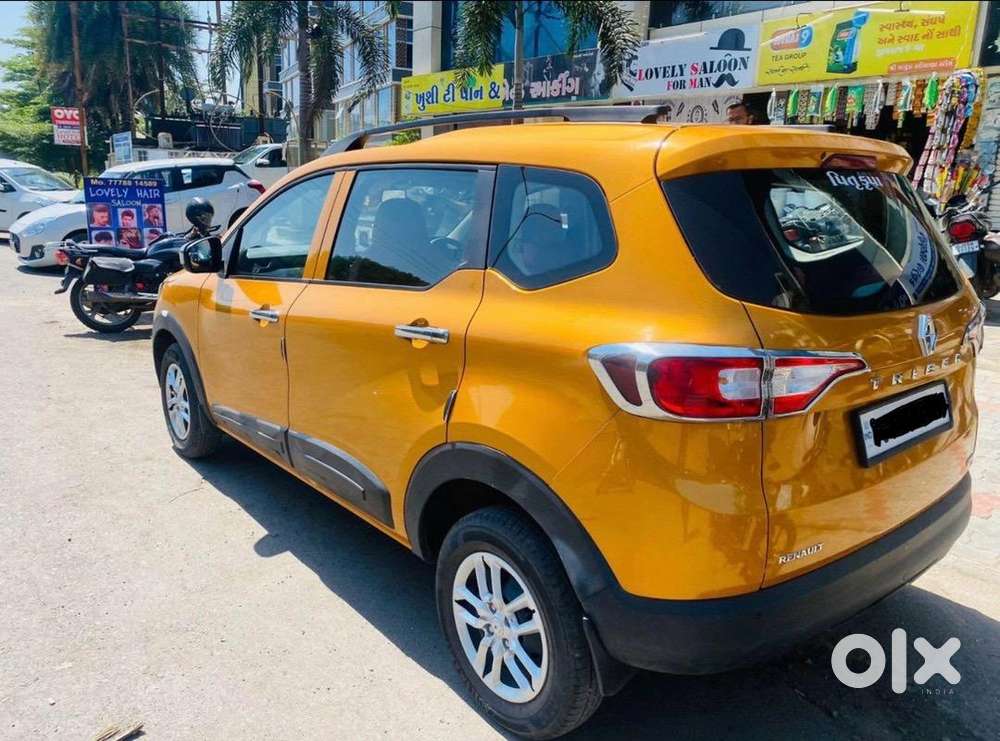 Renault Triber 2022  Automatic Petrol 30000 Km Driven