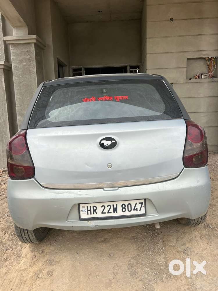 Toyota Etios Liva Petrol 2011