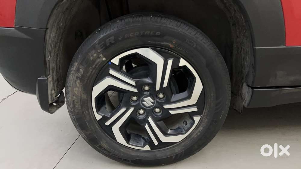 Maruti Suzuki Vitara Brezza 1.5 Zxi Plus At Dual Tone, 2022, Petrol
