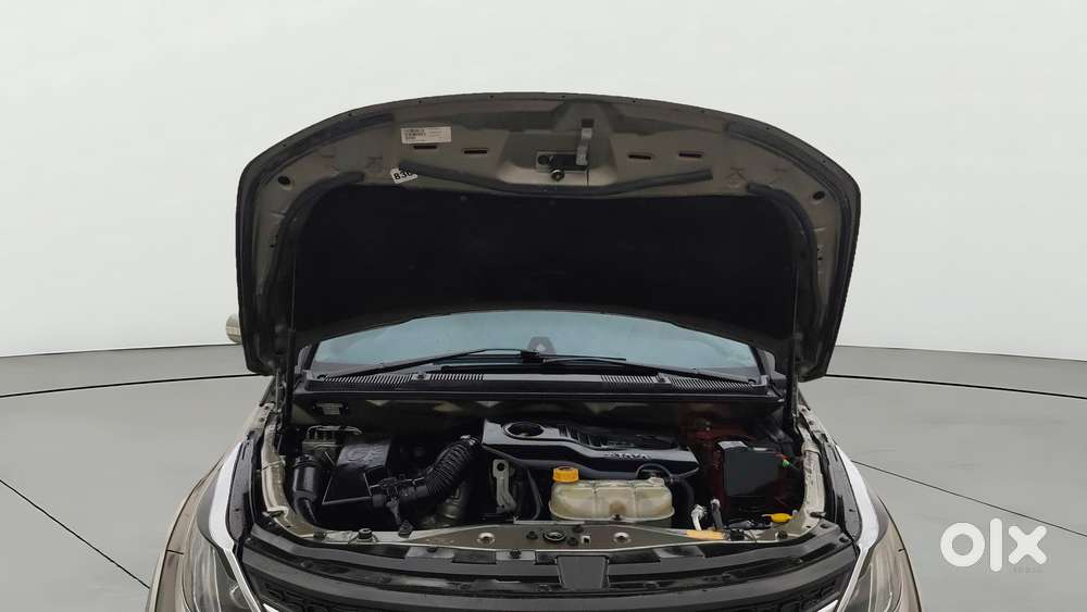 Tata Hexa 2.2 Xta 4x2 7 Str, 2019, Diesel
