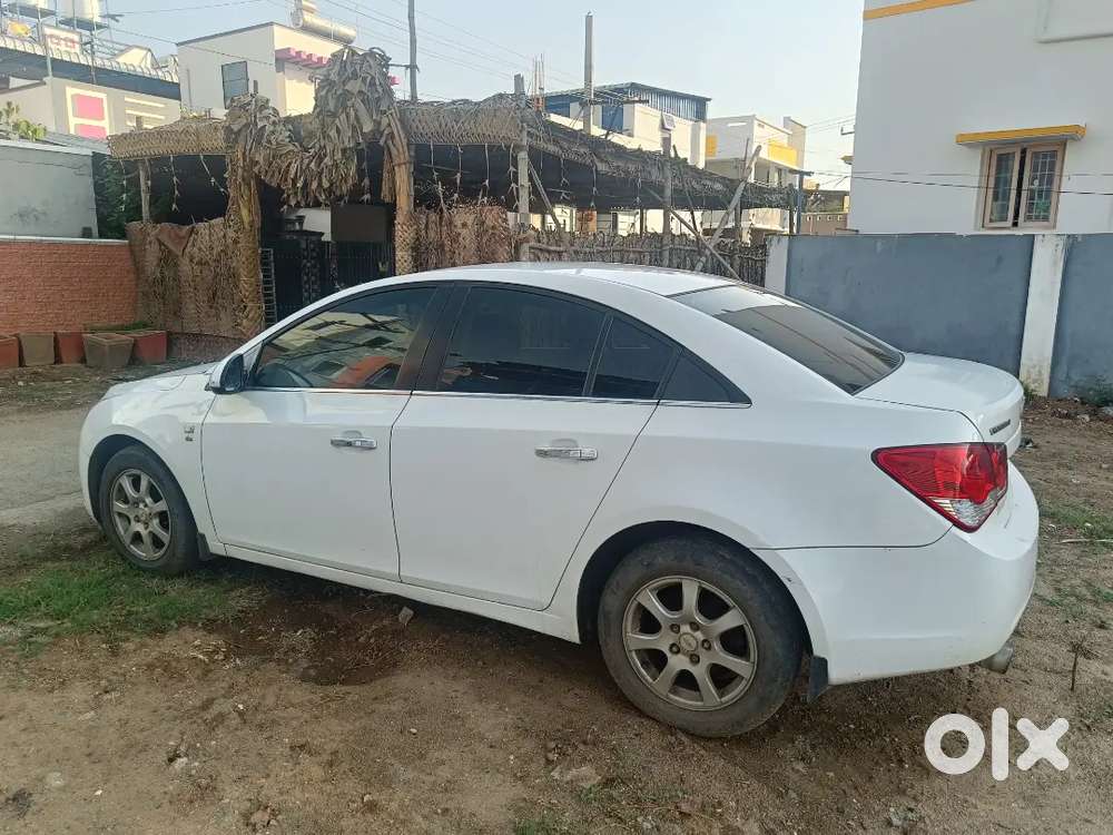 Diesel Rocket.chevrolet Cruze  Diesel Well Maintained. Doctor Used Car
