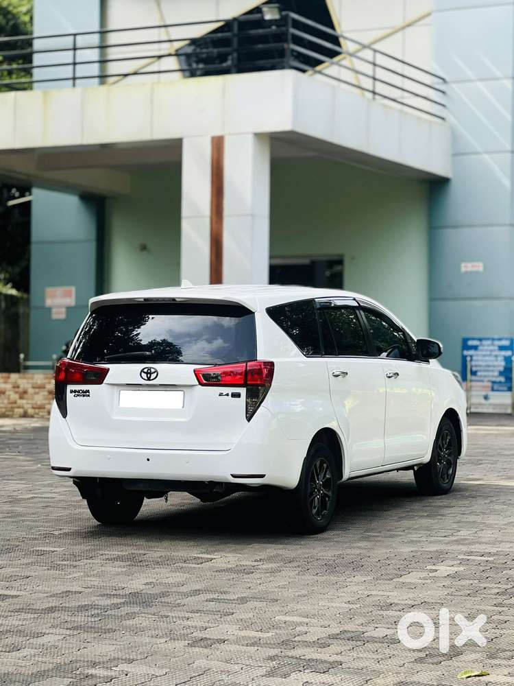 Toyota Innova Crysta 2.7 Gx Mt, 2018, Diesel
