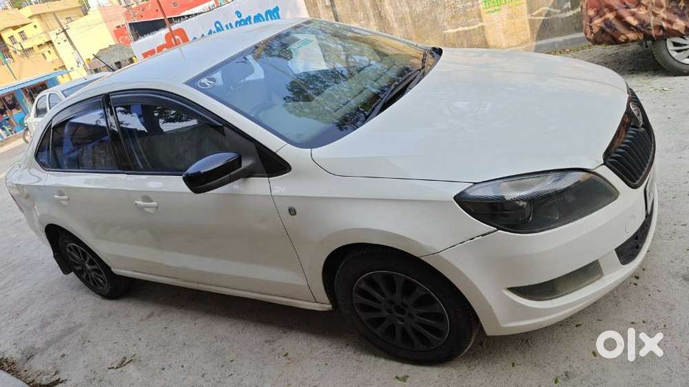 Skoda Rapid 1.5 Tdi Cr Elegance Plus, 2015, Diesel