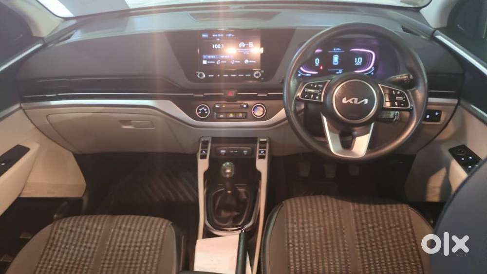 Kia Carens 1.5 Prestige 7 Str, 2022, Petrol
