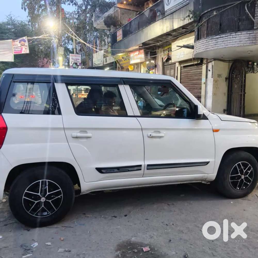 Mahindra Tuv 300 2019 Diesel 82000 Km Driven