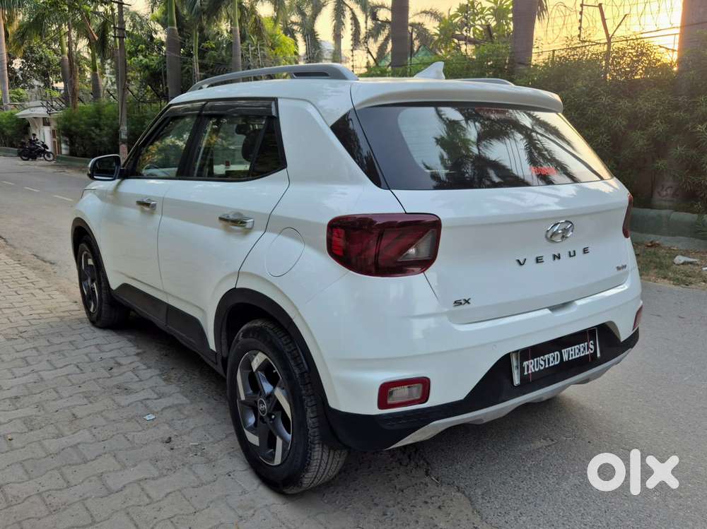 Hyundai Venue Sx Plus Turbo Dct, 2022, Petrol