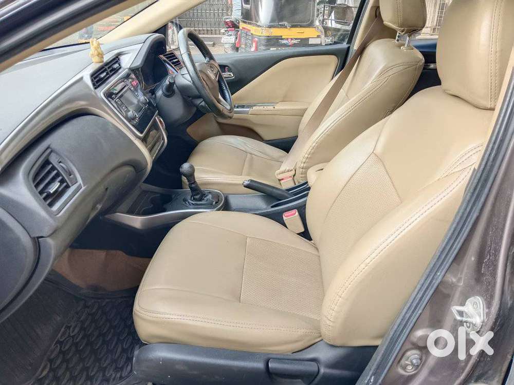 Honda City V Mt Sunroof, 2015, Petrol